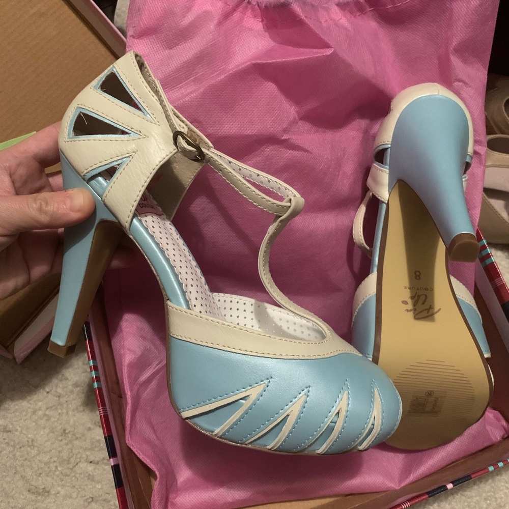 NIB Pinup couture baby blue and white bettie 8